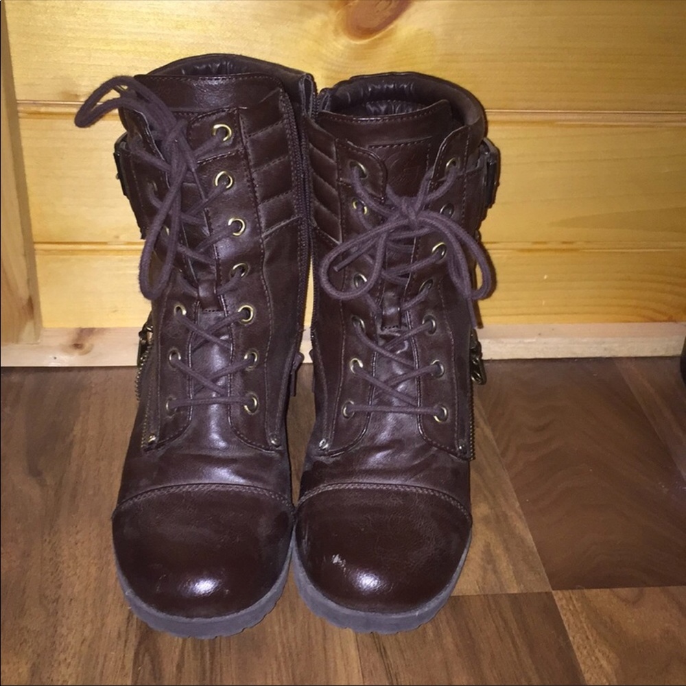 Guess Stylish Combat Boots!